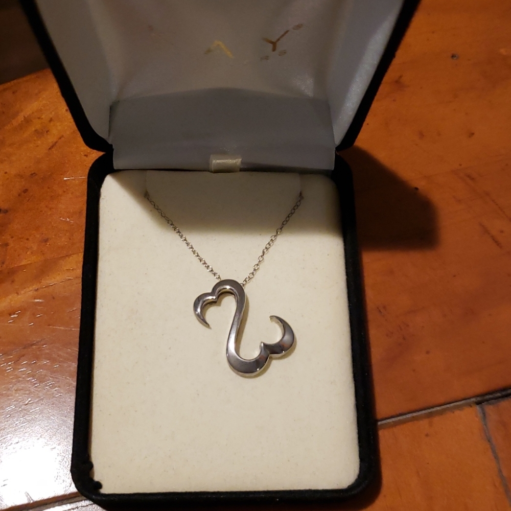 Silver hearts necklace